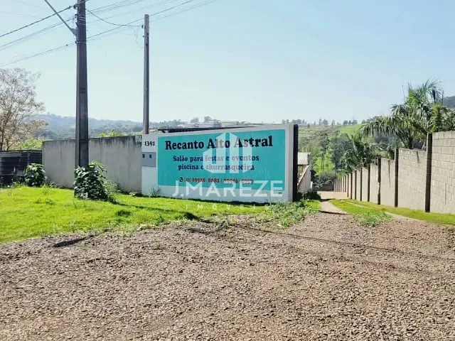 Chácara com 2021m², à venda, no bairro Parque Industrial Zona Sul em Apucarana