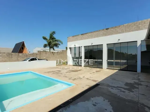 Chácara com 2021m², à venda, no bairro Parque Industrial Zona Sul em Apucarana