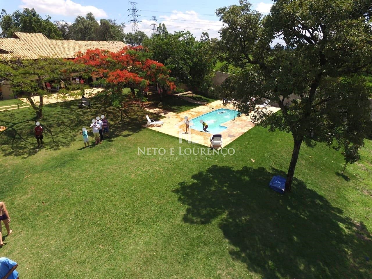 Chácara à venda com 5 quartos, 2000m² - Foto 1