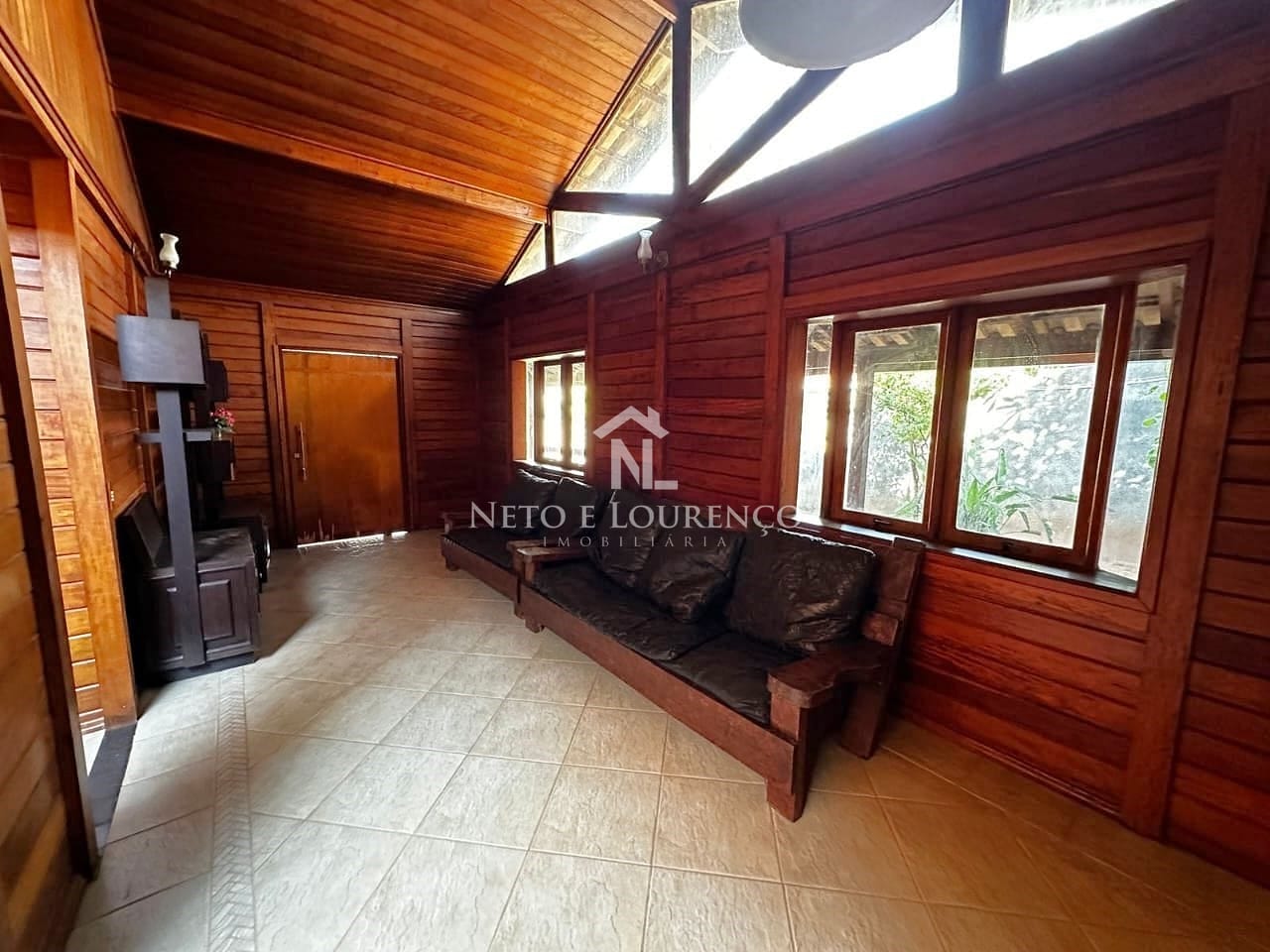 Chácara à venda com 5 quartos, 2000m² - Foto 16