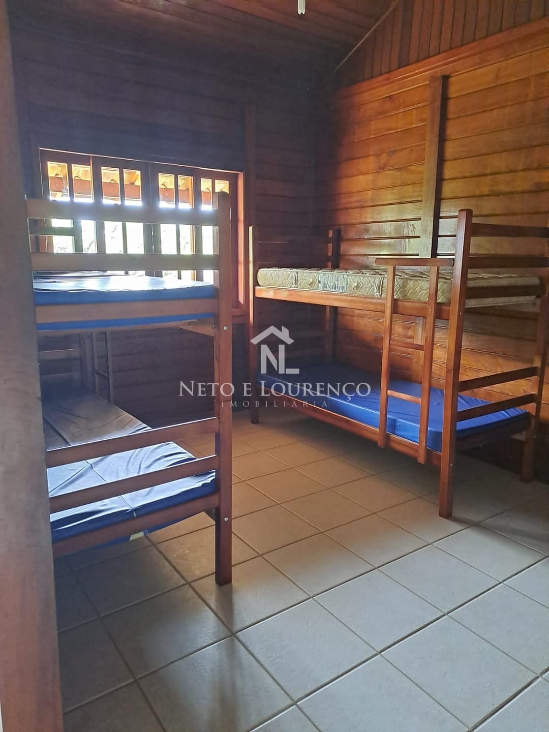 Chácara à venda com 5 quartos, 2000m² - Foto 18