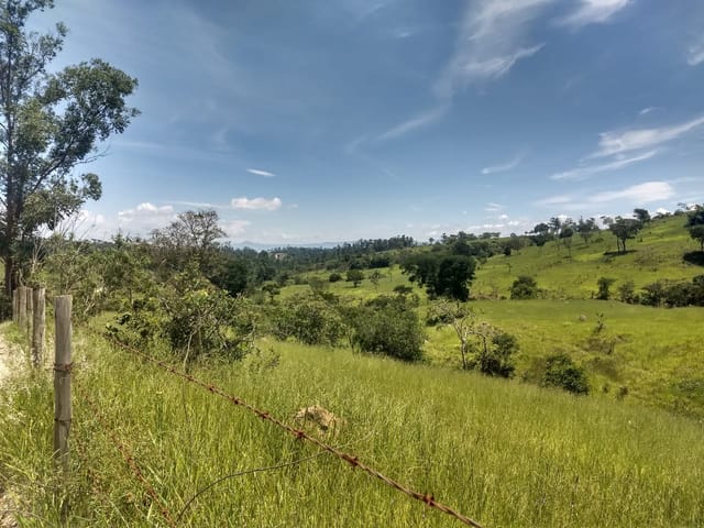 Chácara com 400000m², à venda, no bairro Barreiro em Taubaté