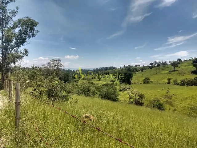 Chácara com 400000m², à venda, no bairro Barreiro em Taubaté