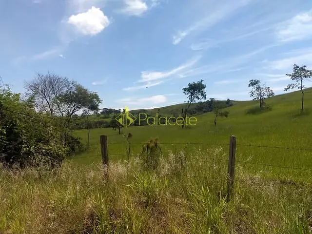 Chácara com 400000m², à venda, no bairro Barreiro em Taubaté