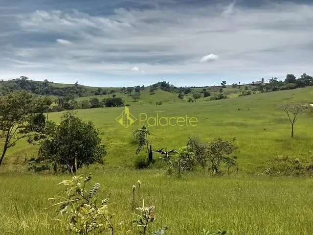 Chácara com 400000m², à venda, no bairro Barreiro em Taubaté