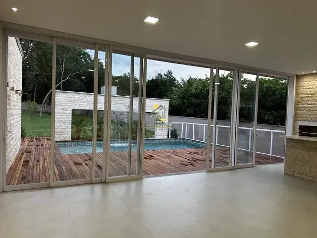 Chácara com 1720m² 4 quartos e 5 banheiros, à venda, no bairro Residencial Villa Verde em Senador Canedo