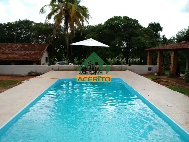 Chácara com 5000m², à venda, no bairro Conjunto Habitacional Pedro Perri em Araçatuba