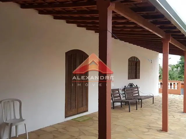 Chácara com 2219m² 3 quartos e 4 banheiros, à venda, no bairro Santa Herminia em São José dos Campos