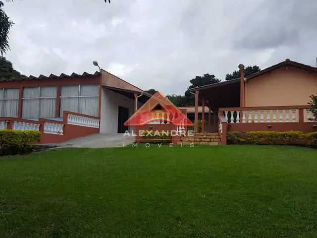 Chácara com 2219m² 3 quartos e 4 banheiros, à venda, no bairro Santa Herminia em São José dos Campos