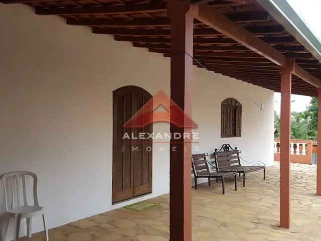 Chácara com 2219m² 3 quartos e 4 banheiros, à venda, no bairro Santa Herminia em São José dos Campos