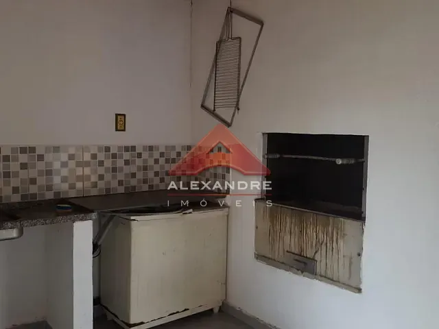 Chácara com 2219m² 3 quartos e 4 banheiros, à venda, no bairro Santa Herminia em São José dos Campos
