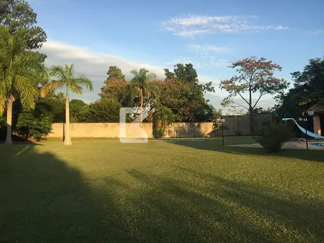 Chácara com 4920m² 5 quartos e 4 banheiros, à venda, no bairro Vale das Laranjeiras em Indaiatuba
