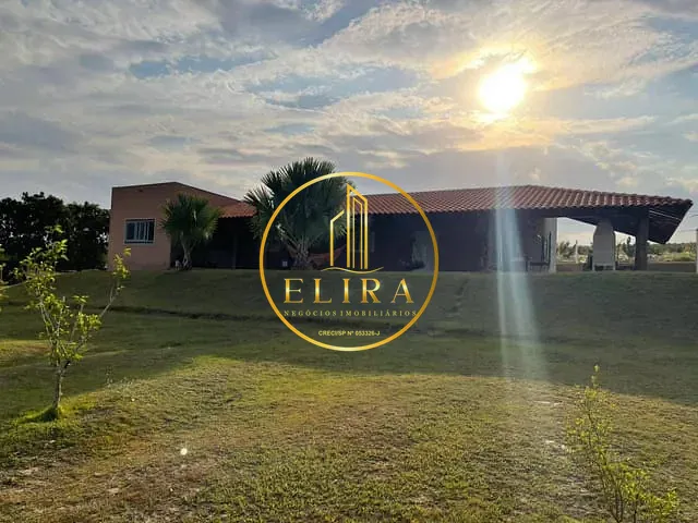 Chácara com 5000m² 5 quartos e 3 banheiros, à venda, no bairro Centro em Limeira