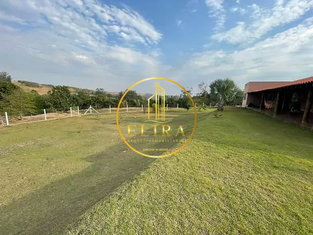 Chácara com 5000m² 5 quartos e 3 banheiros, à venda, no bairro Centro em Limeira