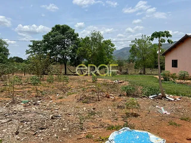 Chácara com 130m² 3 quartos e 2 banheiros, à venda, no bairro Formosa em Água Fria de Goiás