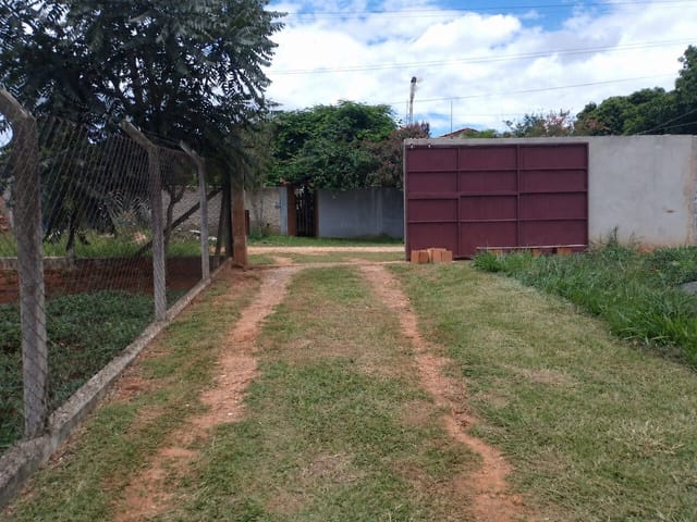 Chácara com 1000m² 3 quartos e 2 banheiros, à venda, no bairro Jardim Gramado em Tatuí