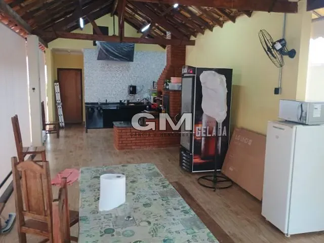 Chácara com 1050m² 3 quartos e 4 banheiros, à venda, no bairro Jardinópolis em Jardinópolis