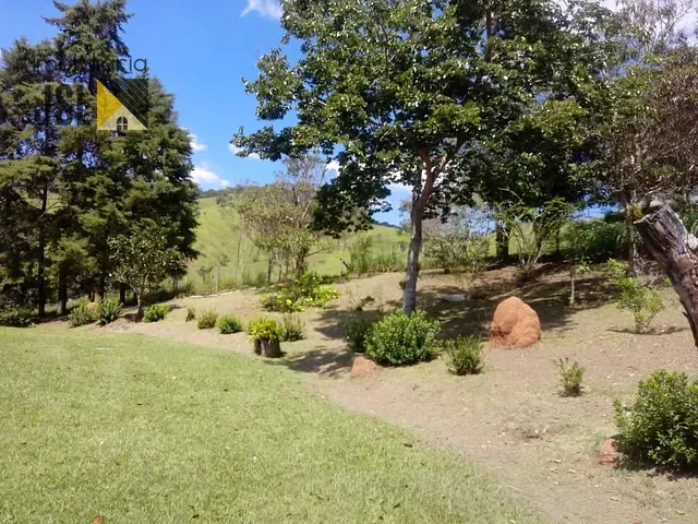 Chácara com 6500m² 3 quartos e 3 banheiros, à venda, no bairro Reserva Fazenda São Francisco em Jambeiro