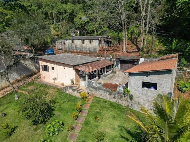 Chácara com 3600m² 5 quartos e 5 banheiros, à venda, no bairro Chácara Jaguari (Fazendinha) em Santana de Parnaíba