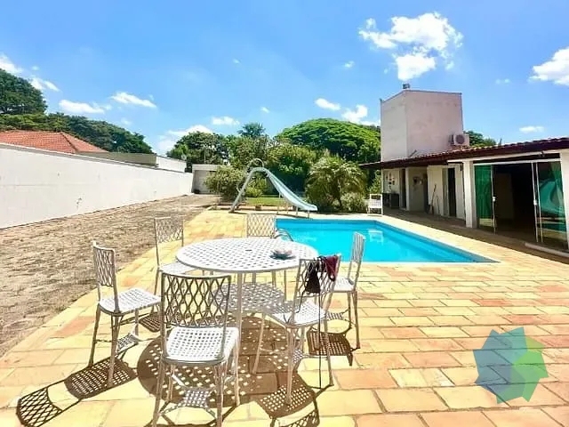 Chácara com 1034m² 3 quartos e 5 banheiros, à venda, no bairro Condomínio Haras São Luiz em Salto