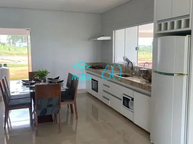 Chácara com 20000m² 4 quartos e 5 banheiros, à venda, no bairro Zona Rural em Bela Vista de Goiás