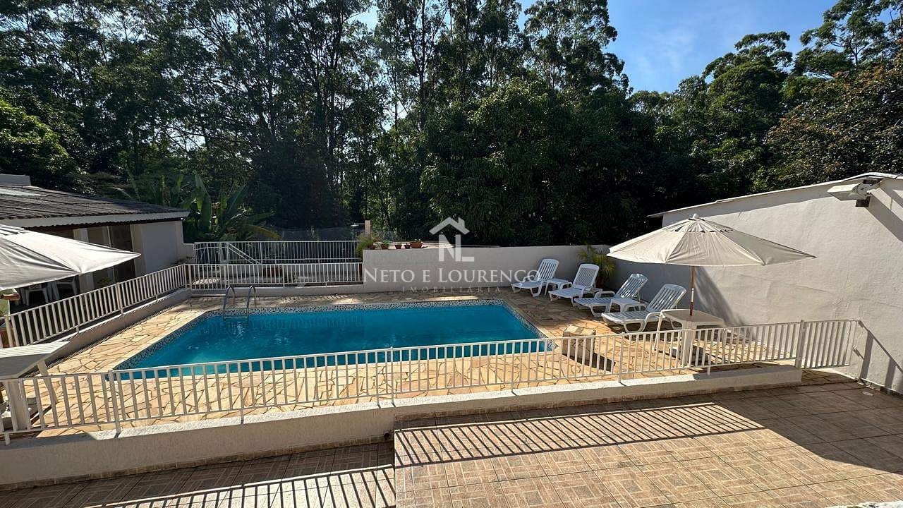 Chácara à venda com 3 quartos, 650m² - Foto 1