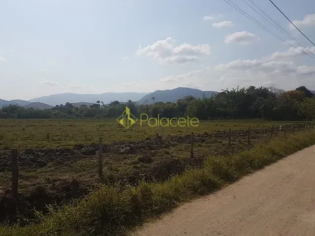 Terreno com 20500m², à venda, no bairro Mandú em Pindamonhangaba