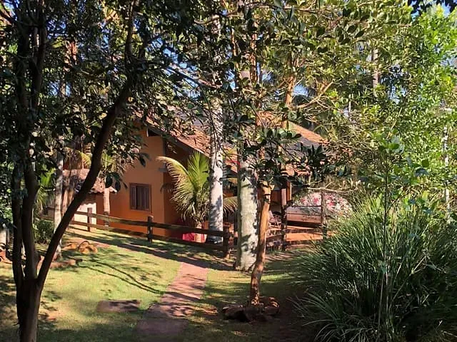 Chácara com 3000m² 1 quarto e 1 banheiro, à venda, no bairro Parque Universidade em Londrina