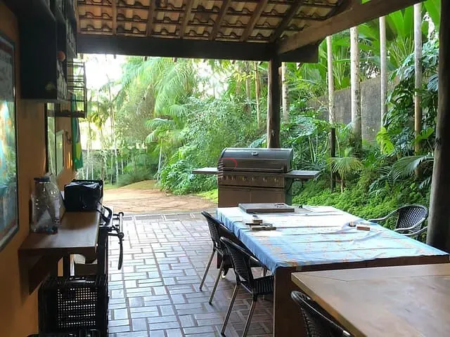 Chácara com 3000m² 1 quarto e 1 banheiro, à venda, no bairro Parque Universidade em Londrina