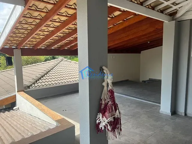 Chácara com 2500m² 3 quartos e 3 banheiros, à venda, no bairro Colinas do Mosteiro de Itaici em Indaiatuba