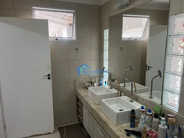 Chácara com 2500m² 3 quartos e 3 banheiros, à venda, no bairro Colinas do Mosteiro de Itaici em Indaiatuba