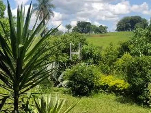 Chácara com 8600m² 2 quartos e 2 banheiros, à venda, no bairro Chácara Recanto da Mata  em Aragoiânia