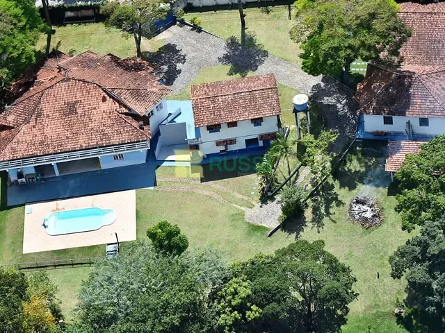 Chácara com 5765m² 8 quartos e 6 banheiros, para alugar, no bairro Angola em Santa Branca