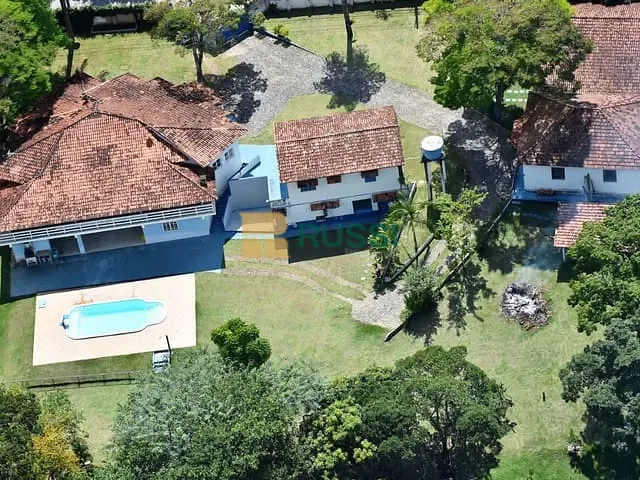 Chácara com 5765m² 8 quartos e 6 banheiros, para alugar, no bairro Angola em Santa Branca