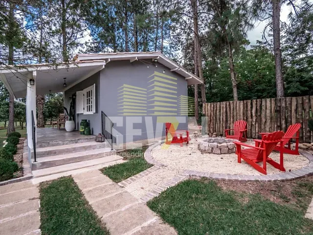 Chácara com 141812m², à venda, no bairro Distrito Industrial em Botucatu