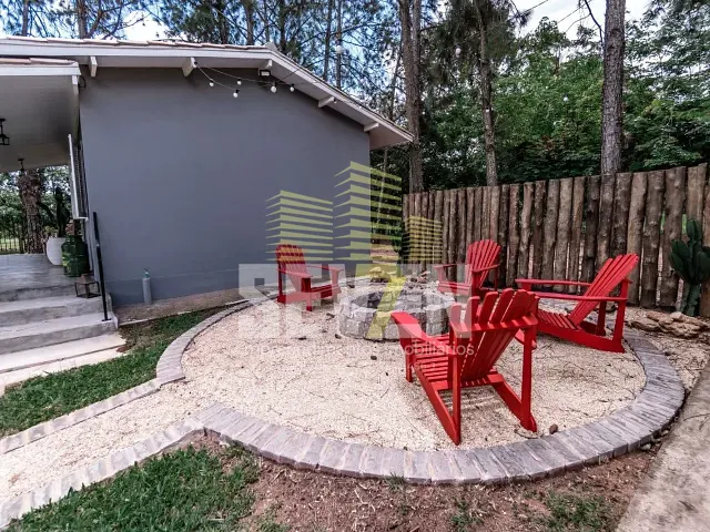 Chácara com 141812m², à venda, no bairro Distrito Industrial em Botucatu