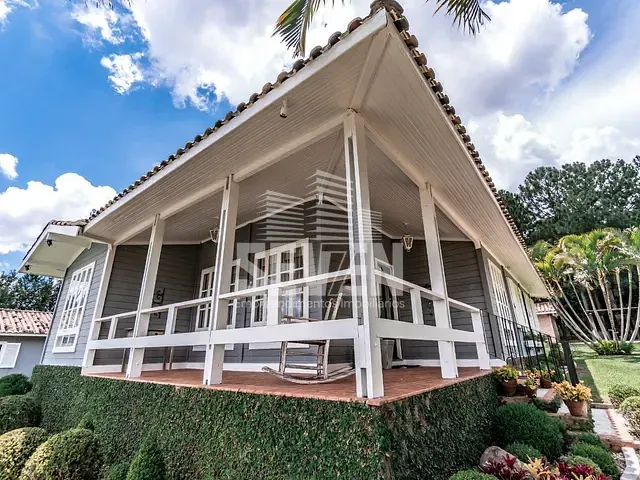 Chácara com 141812m², à venda, no bairro Distrito Industrial em Botucatu