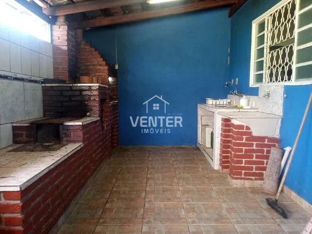 Chácara com 4700m² 3 quartos e 2 banheiros, à venda, no bairro Centro em Lagoinha