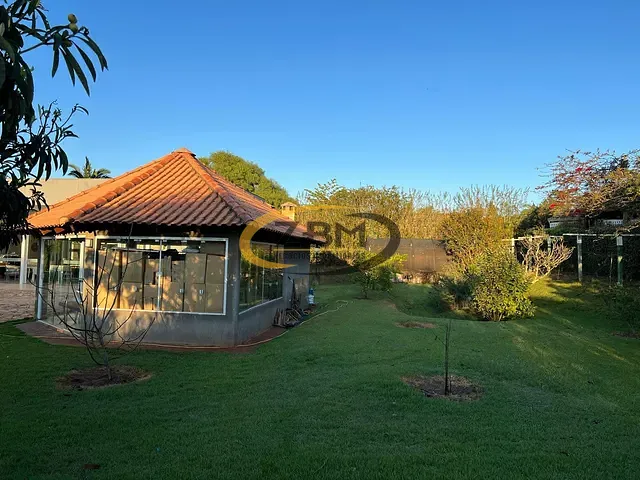 Chácara com 2500m² 2 quartos e 2 banheiros, à venda, no bairro Recanto Santa Andréa em Cambé