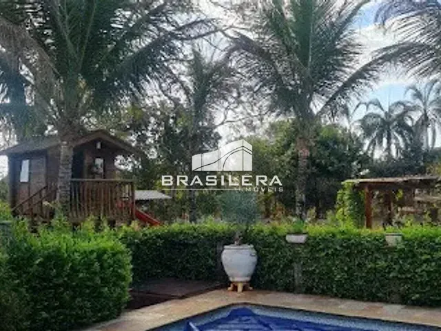 Chácara com 4950m² 3 quartos e 5 banheiros, à venda, no bairro Residencial Califórnia em Santo Antônio de Goiás