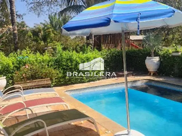 Chácara com 4950m² 3 quartos e 5 banheiros, à venda, no bairro Residencial Califórnia em Santo Antônio de Goiás