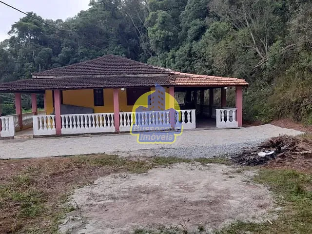 Chácara com 211m² 4 quartos e 1 banheiro, à venda, no bairro Vargem do Salto em Ibiúna