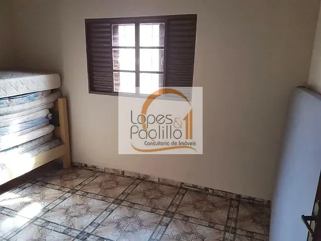 Chácara com 1000m² 3 quartos e 2 banheiros, à venda, no bairro Vila Santa Helena em Atibaia