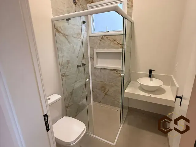 Chácara com 1000m² 4 quartos e 5 banheiros, à venda, no bairro Terras de Itaici em Indaiatuba