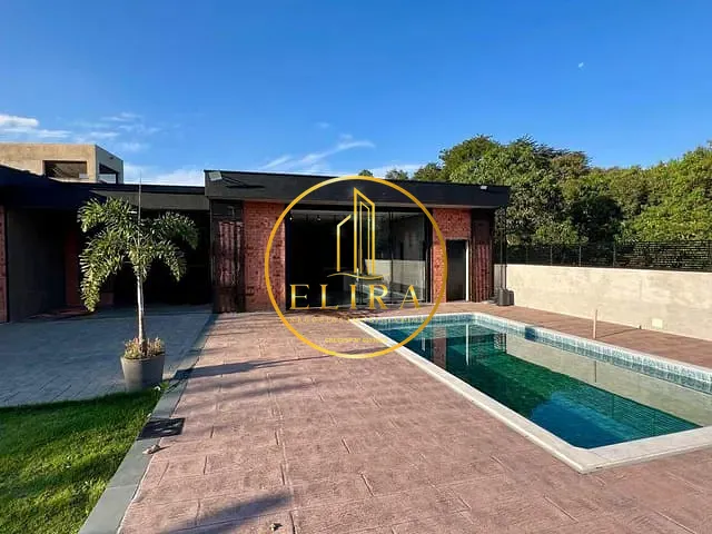 Chácara com 1000m² 3 quartos e 4 banheiros, à venda, no bairro Centro em Limeira