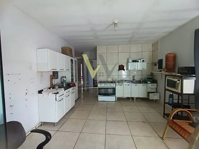 Chácara com 3000m² 3 quartos e 2 banheiros, à venda, no bairro Setor Sul lll Etapa em Anápolis