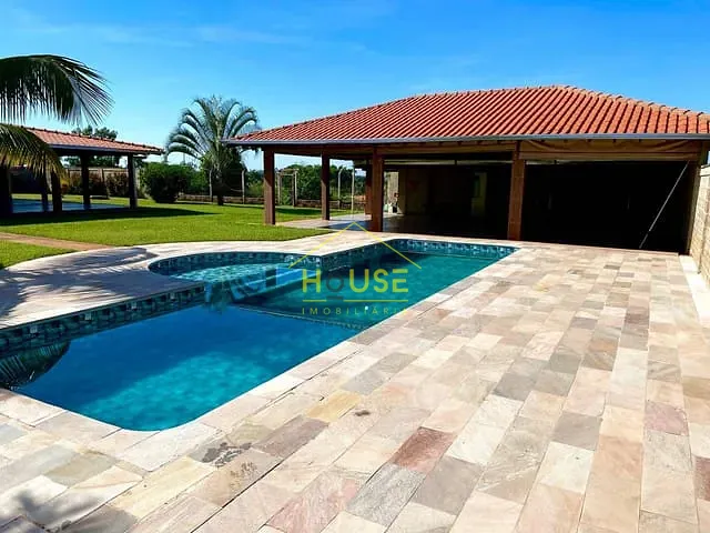 Chácara com 53475m² 3 quartos e 4 banheiros, à venda, no bairro Rural em Nhandeara