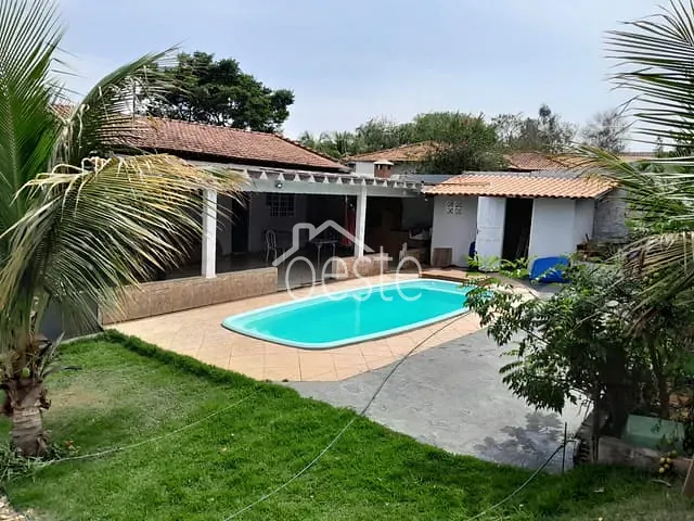 Chácara com 708m² 2 quartos e 2 banheiros, à venda ou para alugar, no bairro Tupi em Piracicaba