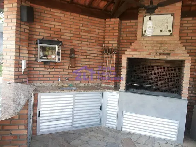 Chácara com 7700m² 6 quartos e 6 banheiros, à venda, no bairro Chácaras Reunidas Igarapés em Jacareí