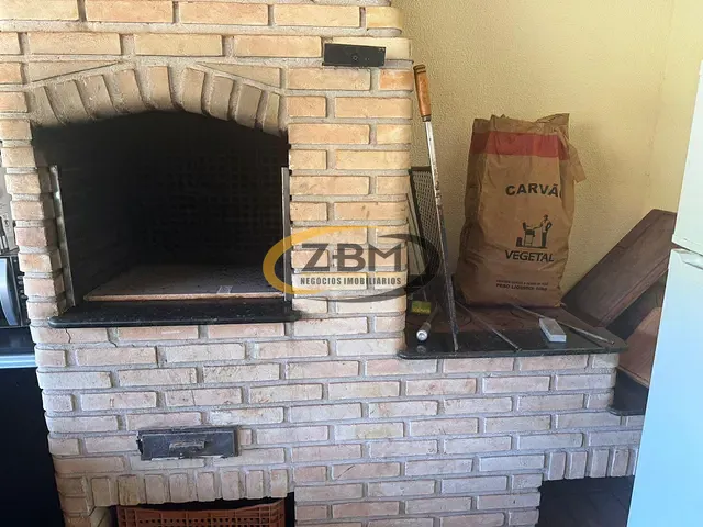 Chácara com 1500m² 1 quarto e 2 banheiros, à venda, no bairro Selva em Londrina